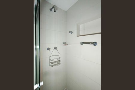 Apartamento para alugar com 130m², 2 quartos e 1 vaga Apartamento para alugar com 130m², 2 quartos e 1 vagaBanheiro Corredor