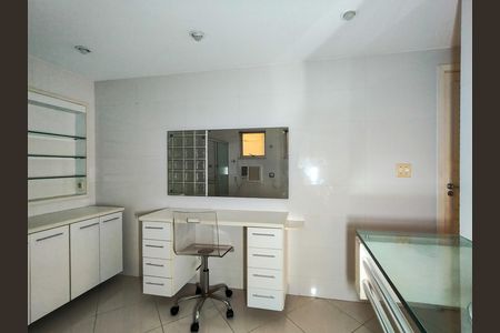 Banheiro Corredor de apartamento para alugar com 2 quartos, 130m² em Tijuca, Rio de Janeiro