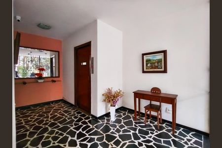 Fachada e portaria de apartamento para alugar com 2 quartos, 130m² em Tijuca, Rio de Janeiro