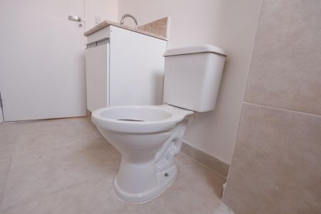 Apartamento para alugar com 69m², 3 quartos e 2 vagas Apartamento para alugar com 69m², 3 quartos e 2 vagasBanheiro da Suíte