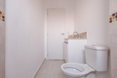 Apartamento para alugar com 69m², 3 quartos e 2 vagas Apartamento para alugar com 69m², 3 quartos e 2 vagasBanheiro da Suíte