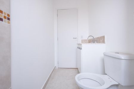 Apartamento para alugar com 80m², 3 quartos e 2 vagas Apartamento para alugar com 80m², 3 quartos e 2 vagasBanheiro Corredor