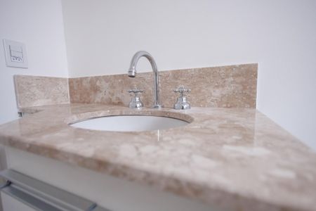 Apartamento para alugar com 80m², 3 quartos e 2 vagas Apartamento para alugar com 80m², 3 quartos e 2 vagasBanheiro Corredor