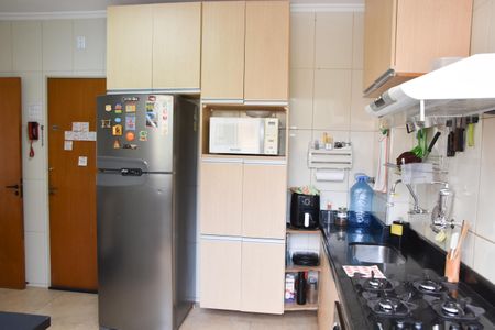 Apartamento para alugar com 100m², 2 quartos e 1 vaga Apartamento para alugar com 100m², 2 quartos e 1 vagaCozinha