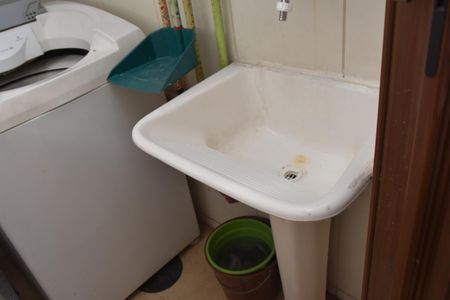 Apartamento para alugar com 100m², 2 quartos e 1 vaga Apartamento para alugar com 100m², 2 quartos e 1 vagaarea serviço tanque