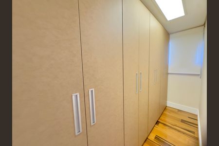 Closet da suíte de apartamento para alugar com 2 quartos, 116m² em Picanço, Guarulhos