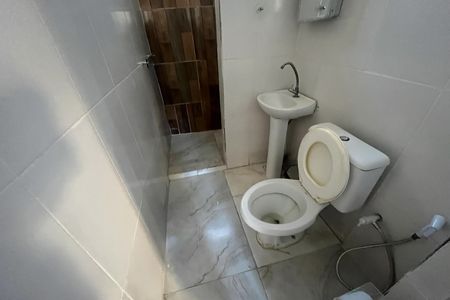 Studio para alugar com 30m², 2 quartos e sem vaga Studio para alugar com 30m², 2 quartos e sem vagaBanheiro 1