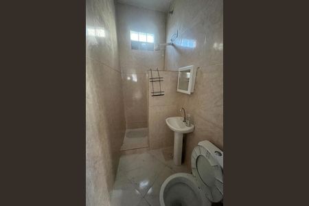 Banheiro 1 de kitnet/studio para alugar com 1 quarto, 30m² em Freguesia (ilha do Governador), Rio de Janeiro