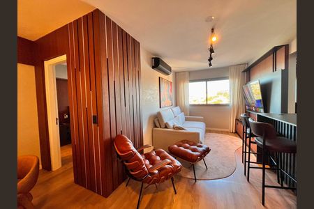 Sala de apartamento à venda com 1 quarto, 43m² em Chácara das Pedras, Porto Alegre