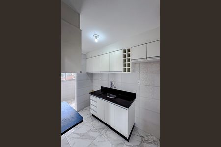 Apartamento para alugar com 65m², 2 quartos e 1 vaga Apartamento para alugar com 65m², 2 quartos e 1 vagaCozinha