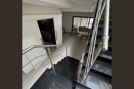 Escada de casa de condomínio à venda com 4 quartos, 464m² em Swiss Park, Campinas