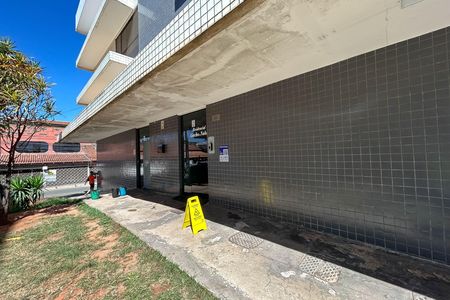 Studio para alugar com 28m², 1 quarto e sem vaga Studio para alugar com 28m², 1 quarto e sem vagaFachada