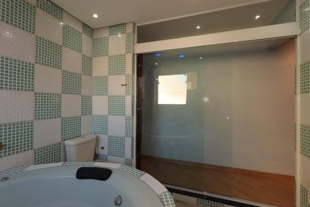 Casa para alugar com 454m², 4 quartos e 8 vagasBanheiro da Suíte