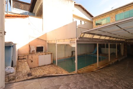 Casa para alugar com 454m², 4 quartos e 8 vagasPiscina