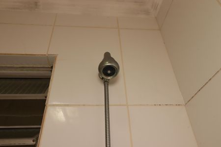 Casa para alugar com 454m², 4 quartos e 8 vagasBanheiro Social - Chuveiro