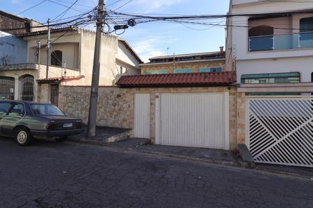 Casa para alugar com 454m², 4 quartos e 8 vagasFachada externa