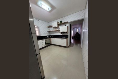 Casa à venda com 3 quartos, 75m² em Vila Padre Anchieta, Diadema