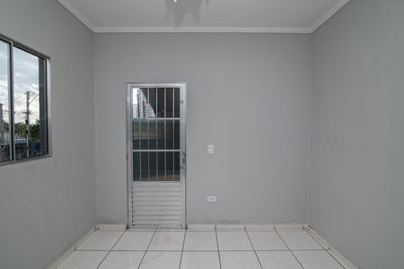 Casa para alugar com 100m², 2 quartos e 1 vaga Casa para alugar com 100m², 2 quartos e 1 vagaSala