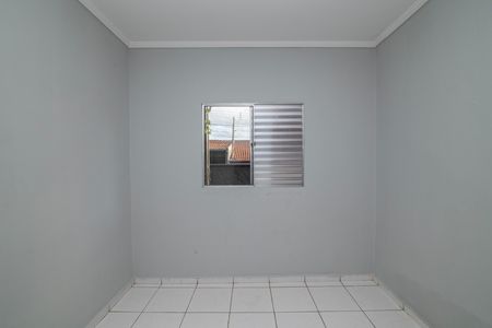 Casa para alugar com 100m², 2 quartos e 1 vaga Casa para alugar com 100m², 2 quartos e 1 vagaQuarto 1