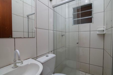 Casa para alugar com 100m², 2 quartos e 1 vaga Casa para alugar com 100m², 2 quartos e 1 vagaBanheiro