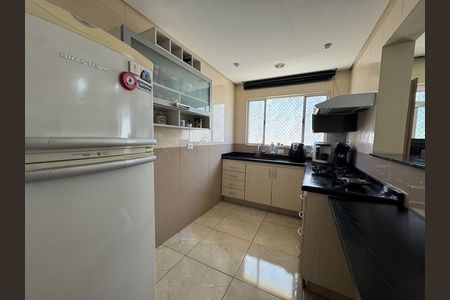 Cozinha de apartamento à venda com 2 quartos, 74m² em Presidente Altino, Osasco