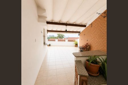 Área Externa de casa à venda com 3 quartos, 380m² em Vila Industrial (Campinas), Campinas