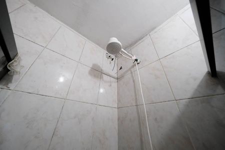 Banheiro de casa para alugar com 2 quartos, 60m² em Jardim Penha, São Paulo