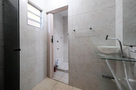 Casa para alugar com 60m², 2 quartos e sem vagaBanheiro
