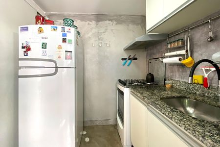 Apartamento à venda com 56m², 2 quartos e 1 vaga Apartamento à venda com 56m², 2 quartos e 1 vagaCozinha