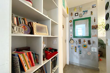 Apartamento à venda com 56m², 2 quartos e 1 vaga Apartamento à venda com 56m², 2 quartos e 1 vagaCorredor
