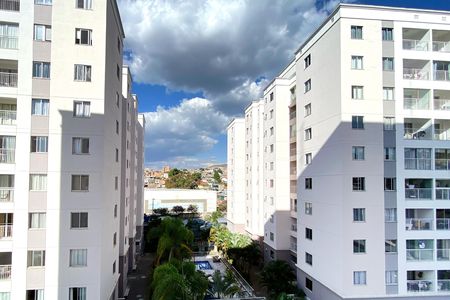 Vista Quarto 2 de apartamento à venda com 2 quartos, 56m² em Esplanada, Belo Horizonte