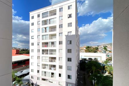 Varanda da Sala de apartamento à venda com 2 quartos, 56m² em Esplanada, Belo Horizonte