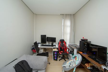 Apartamento à venda com 84m², 3 quartos e 1 vaga Apartamento à venda com 84m², 3 quartos e 1 vagaQUARTO2