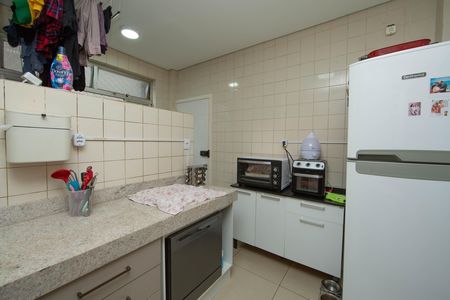 Apartamento à venda com 84m², 3 quartos e 1 vaga Apartamento à venda com 84m², 3 quartos e 1 vagaCOZINHA