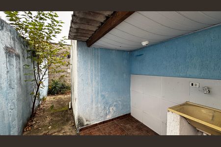 Quintal - Area de Serviço de casa para alugar com 2 quartos, 50m² em Santa Terezinha, Santo André