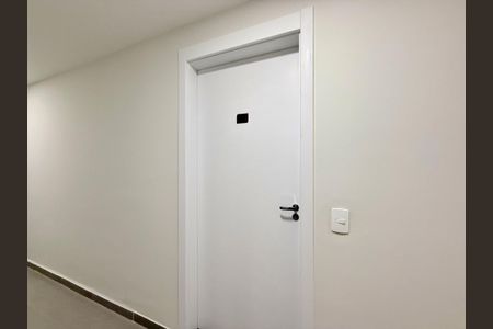 Apartamento para alugar com 27m², 1 quarto e sem vaga Apartamento para alugar com 27m², 1 quarto e sem vagaHall Apartamento
