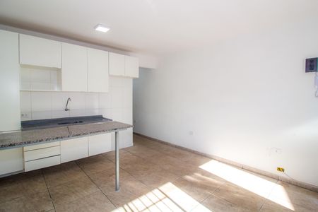 Studio para alugar com 38m², 1 quarto e sem vaga Studio para alugar com 38m², 1 quarto e sem vagaSala/Cozinha