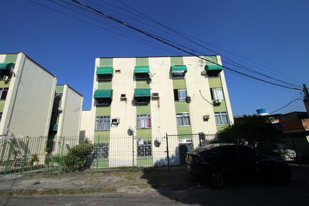 Fachada  de apartamento para alugar com 2 quartos, 50m² em Vigário Geral, Rio de Janeiro
