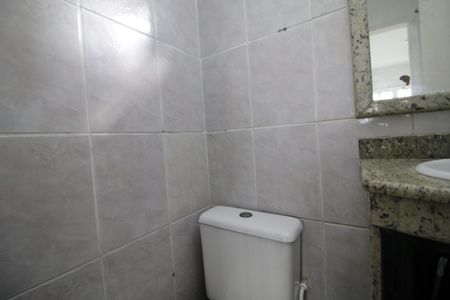 Casa de condomínio à venda com 88m², 2 quartos e 2 vagasLavabo