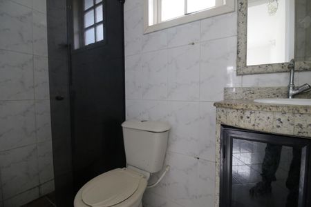 Casa de condomínio à venda com 88m², 2 quartos e 2 vagasBanheiro da Suíte 1