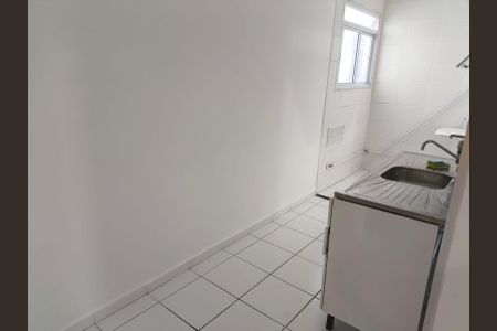 Cozinha de apartamento para alugar com 2 quartos, 44m² em Piedade, Rio de Janeiro