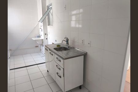 Cozinha de apartamento para alugar com 2 quartos, 44m² em Piedade, Rio de Janeiro