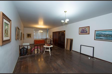 SALA de casa à venda com 4 quartos, 325m² em Cidade Jardim, Belo Horizonte