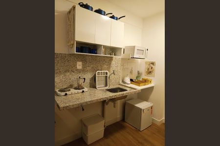 Cozinha de kitnet/studio para alugar com 1 quarto, 22m² em Barra, Salvador