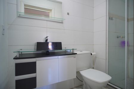 Banheiro Corredor de apartamento para alugar com 2 quartos, 46m² em Passo das Pedras, Porto Alegre