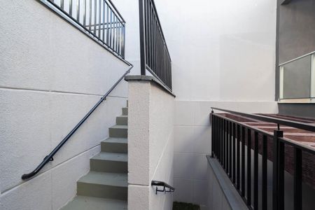 Casa à venda com 135m², 3 quartos e 2 vagas Casa à venda com 135m², 3 quartos e 2 vagasÁrea externa