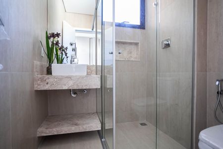 Casa à venda com 135m², 3 quartos e 2 vagas Casa à venda com 135m², 3 quartos e 2 vagasBanheiro da suíte 1