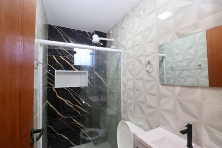 Banheiro  de kitnet/studio para alugar com 1 quarto, 35m² em Piatã, Salvador