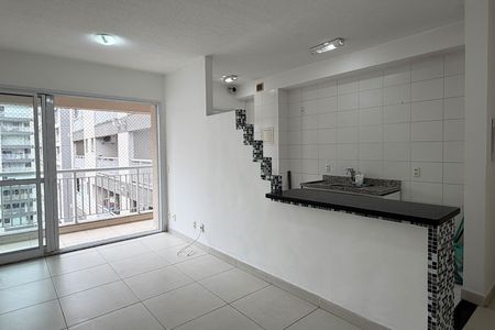 Sala de apartamento para alugar com 1 quarto, 49m² em Vila Matias, Santos