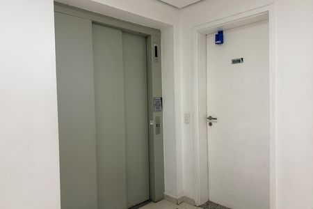 Apartamento para alugar com 49m², 1 quarto e 1 vagaLockbox instalada